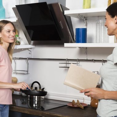 Bàn là mini GKÖCH – Bạn đồng hành lý tưởng cho người hay đi công tác